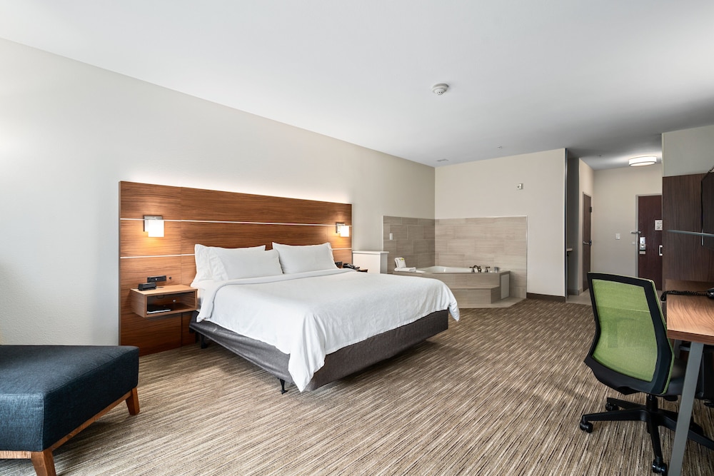 Holiday Inn Express Suites Van Buren Ft Smith Area by IHG - photo 15