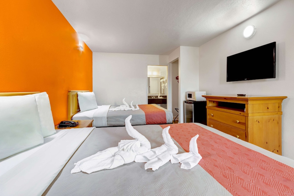 Briarstone Inn Pigeon Forge - photo 12