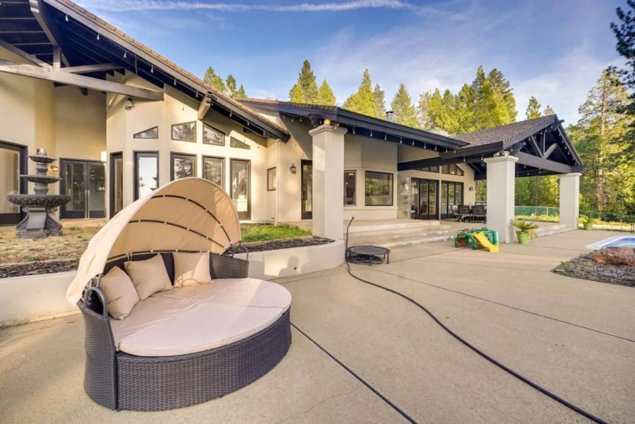 Mansion Pool Game Room — hotel in Pollock Pines