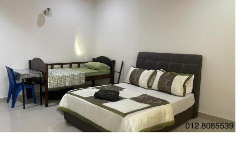 Tanmu Eh in Batu Pahat, Malaysia