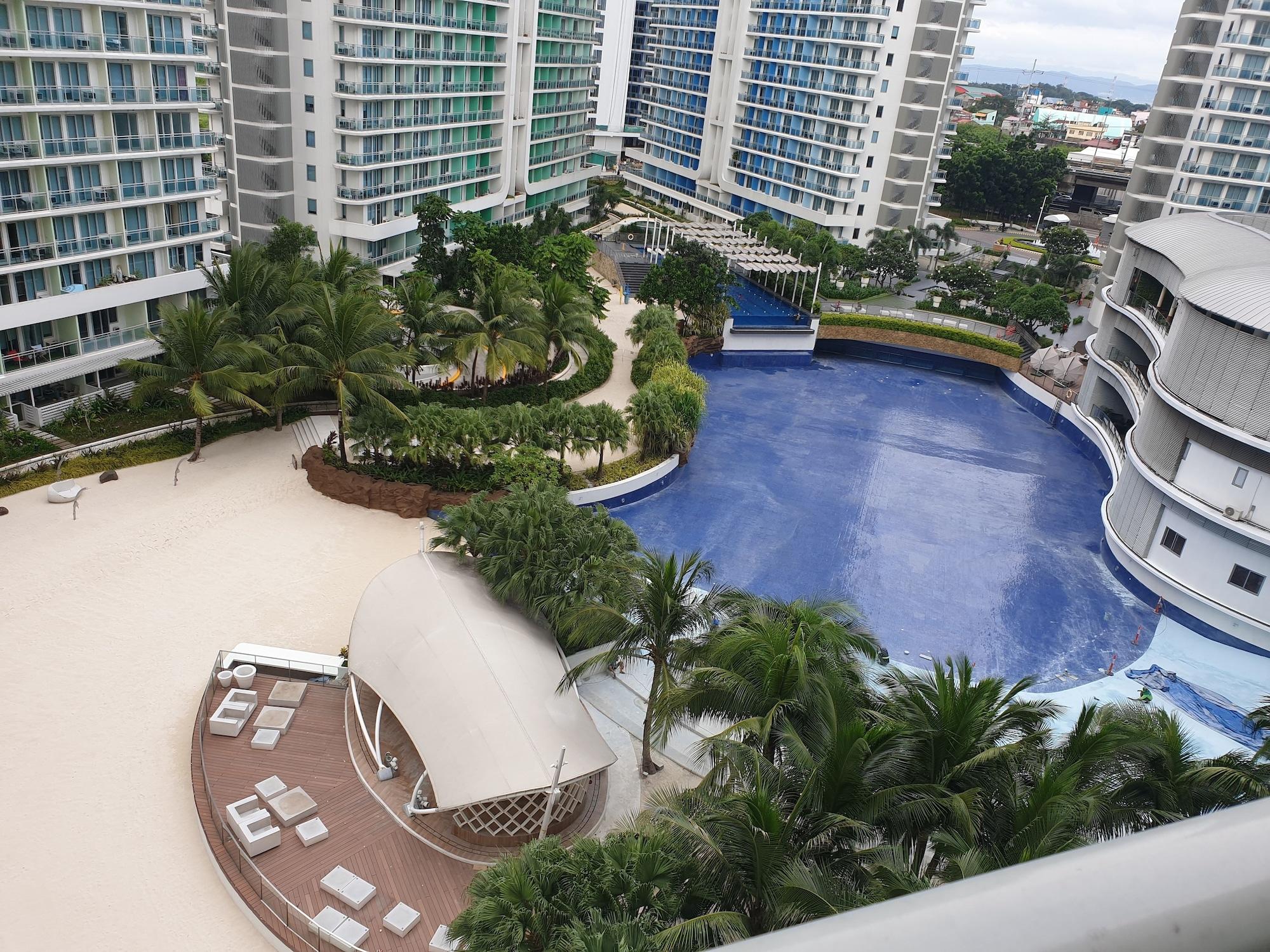 Family Condo by IA @ Azure Urban Resort Residences — hotel in Manila