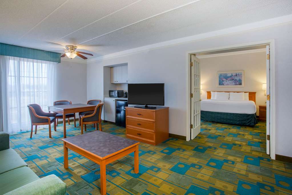 La Quinta Inn by Wyndham Norfolk Virginia Beach - photo 23