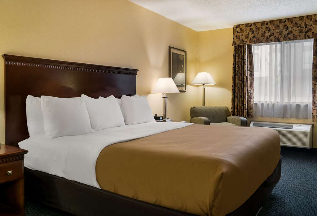 Quality Inn Grand Blanc Flint South - photo 10