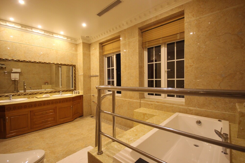 Anh Duong Hotel and Spa in Ha Long, Vietnam