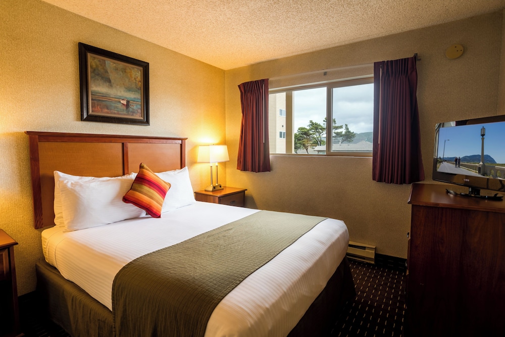 Ebb Tide Oceanfront Inn - photo 27