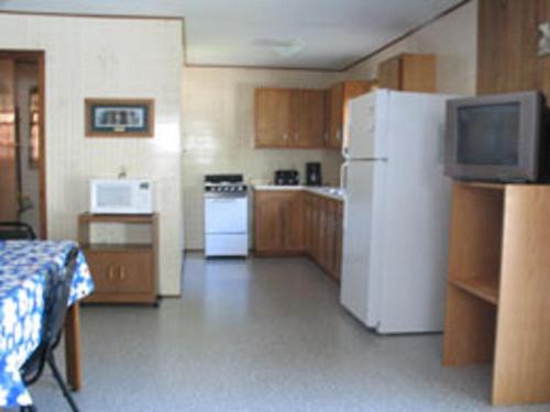 Riverside Resort - photo 57