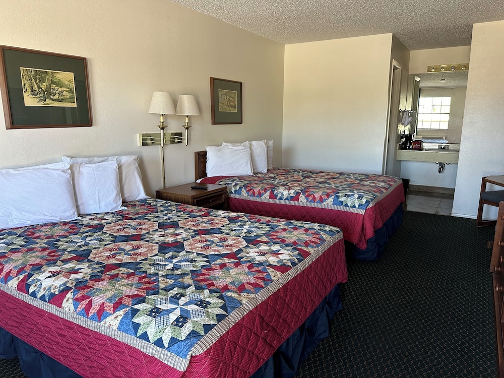 Windcrest Inn and Suites - photo 24