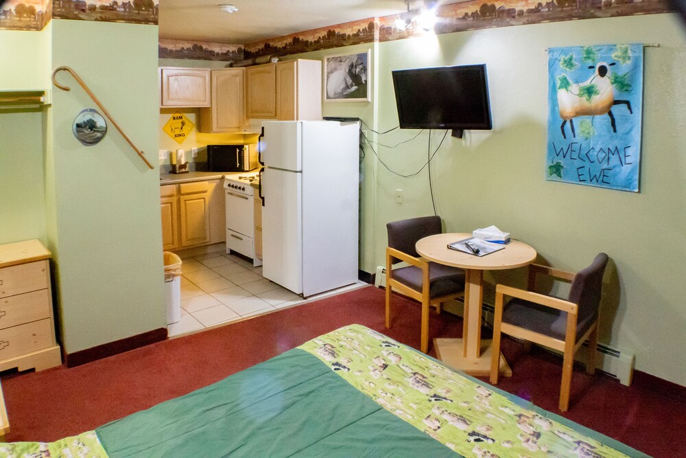 Elk Run Inn - photo 36