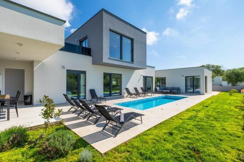Villa Vivre — 4-Star Luxury Hotel in Liznjan, Croatia