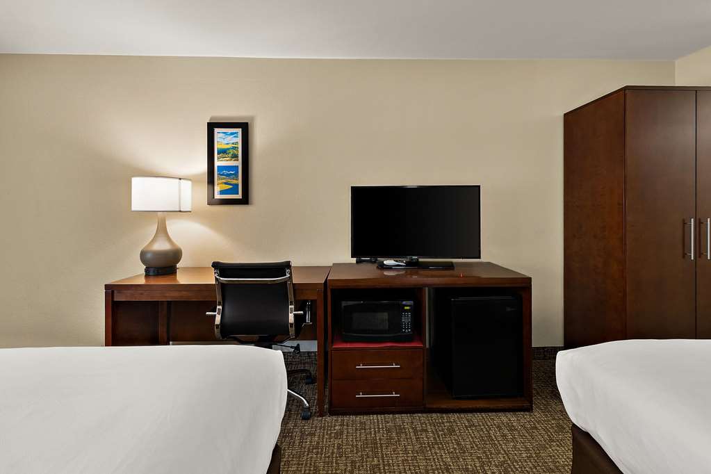 Comfort Inn & Suites Sequoia Kings Canyon - photo 23