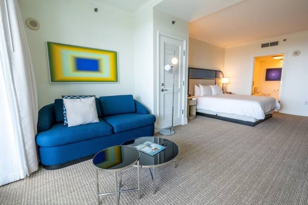 Fontainebleau Miami Beach Private Luxury Suites - photo 82