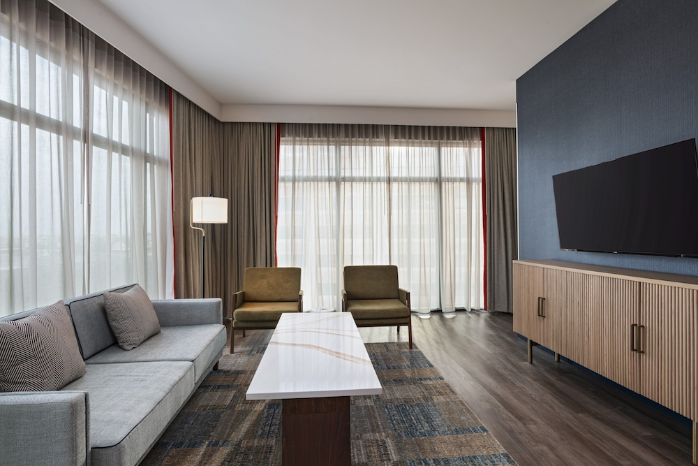 Hotel Indigo Irving Las Colinas by IHG - photo 12