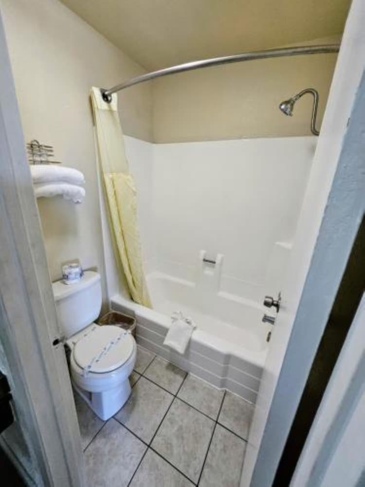 Hotel Ridgecrest An Extended Stay Studio - photo 19