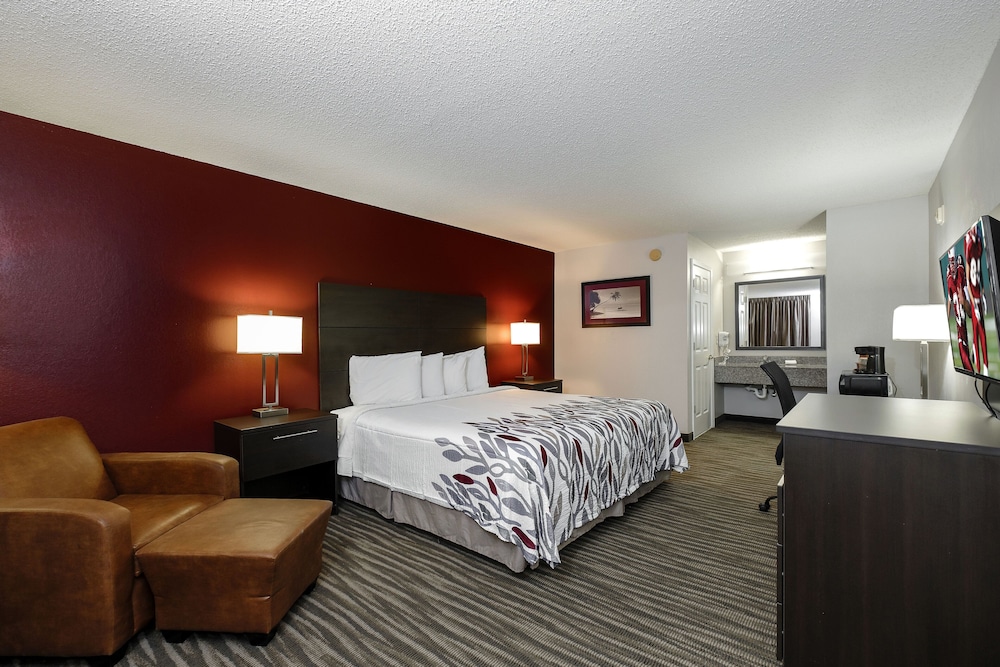 Red Roof Inn Defuniak Springs - photo 9