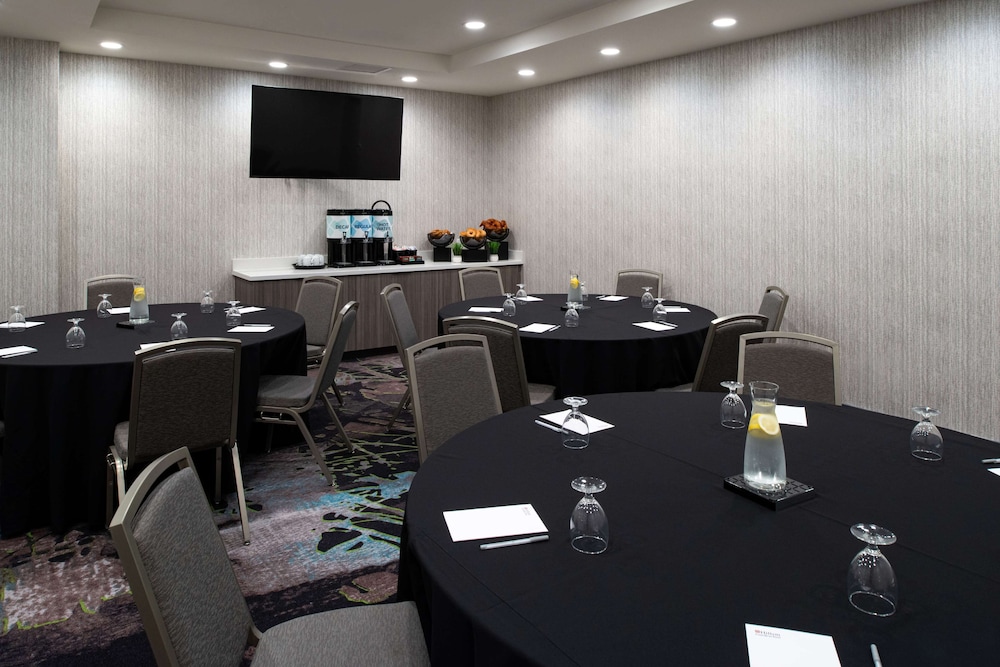 Hilton Garden Inn Seattle Lynnwood WA - photo 38