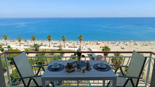 Maremare really on the Beach with private parking — 4-Star Luxury Hotel in Savona, Italy