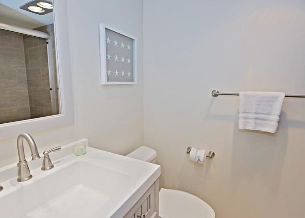 837 Ketch Court at The Sea Pines Resort - photo 6