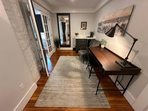 Entire Modern 7 Unit 7 Bath Boutique Inn - photo 2