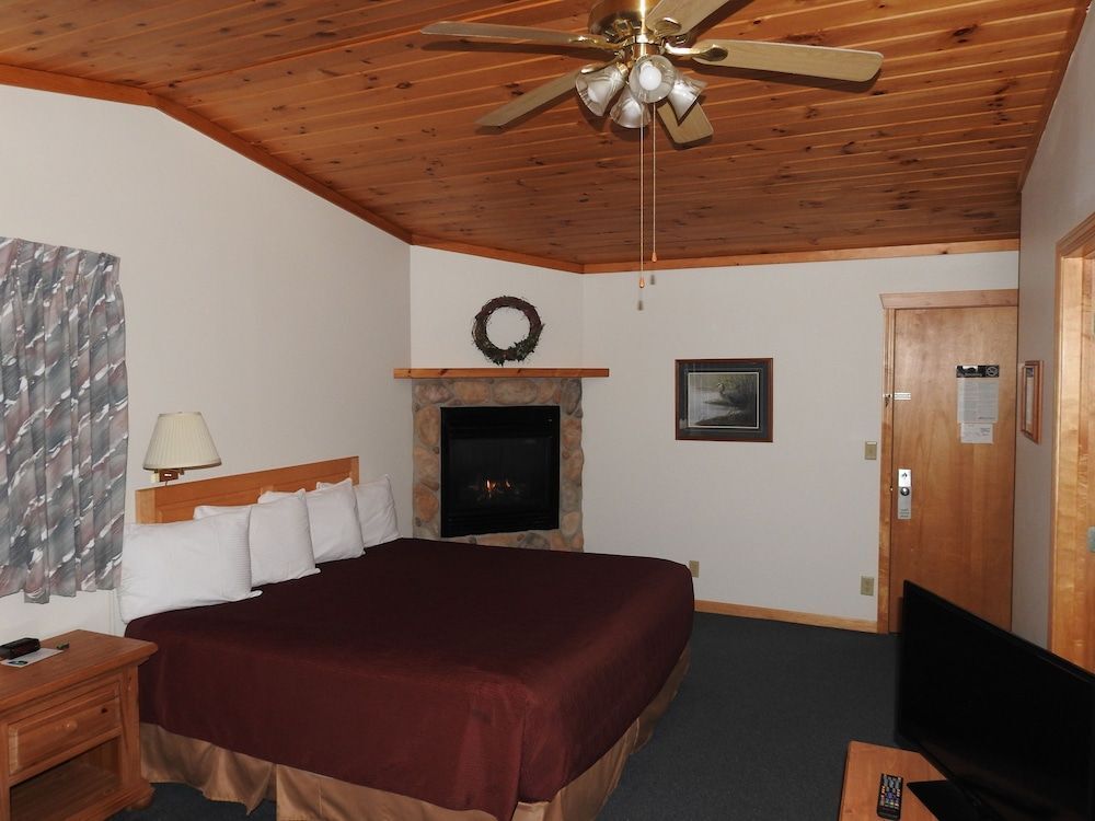 Superior Ridge Resort Motel - photo 2