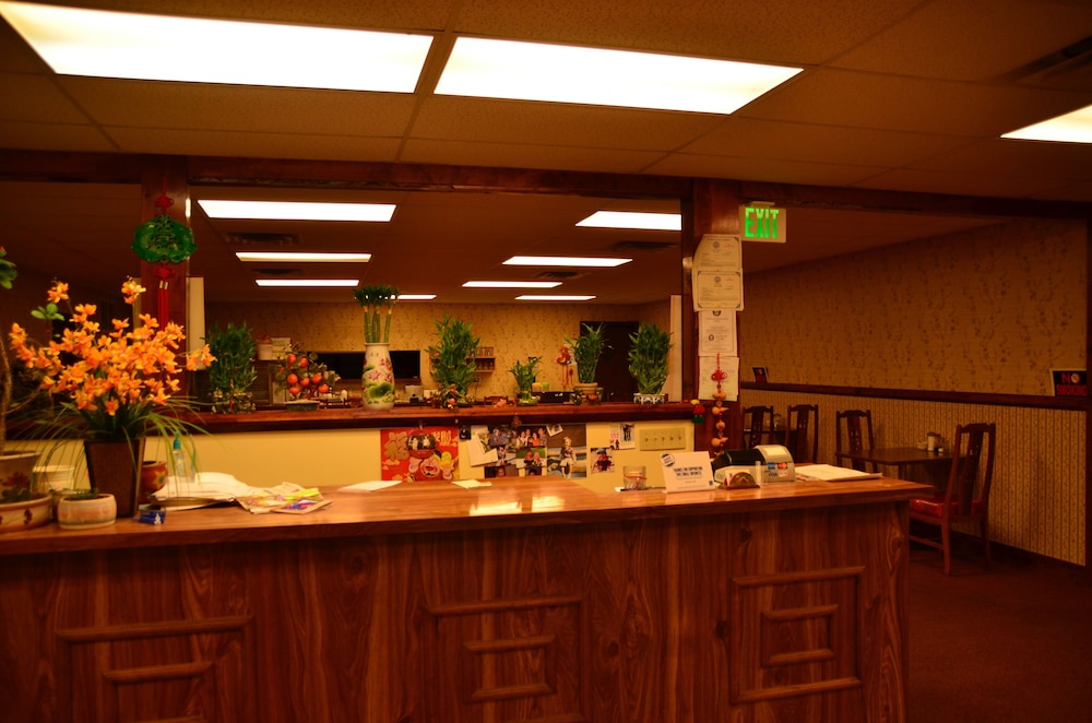 Wells Chinatown - photo 32
