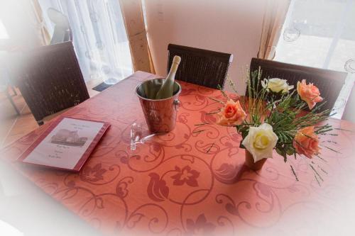 Olle Warft - last minute hotel in Unknown City