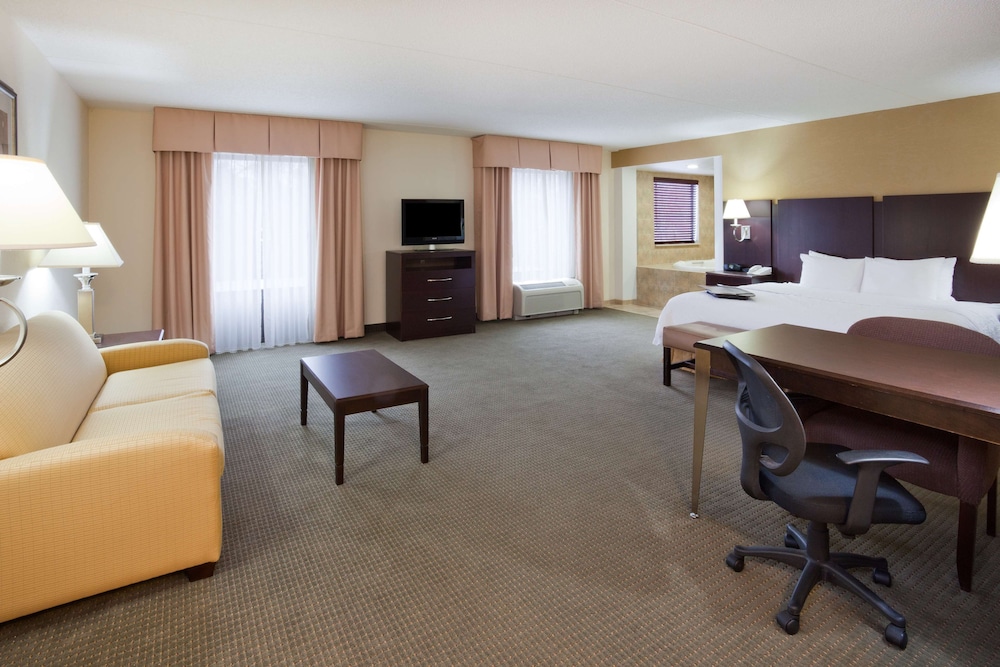 Hampton Inn & Suites Lino Lakes - photo 21