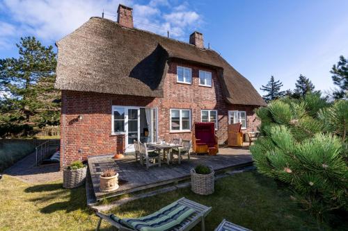 Haus Constanze — 4-Star Luxury Hotel in List, Germany