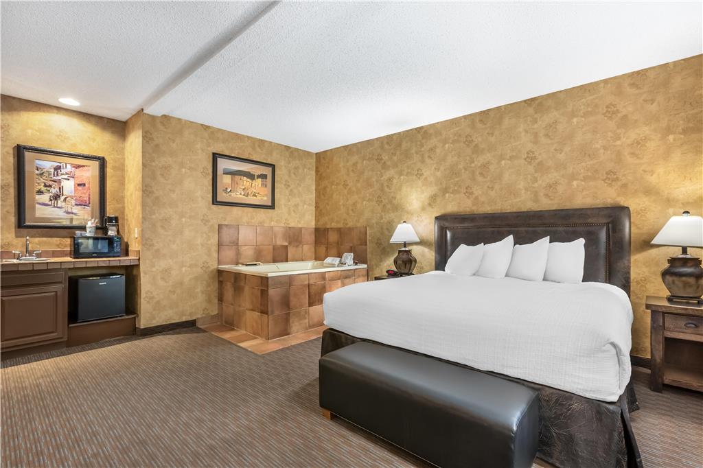 Best Western Plus Inn of Santa Fe - photo 4