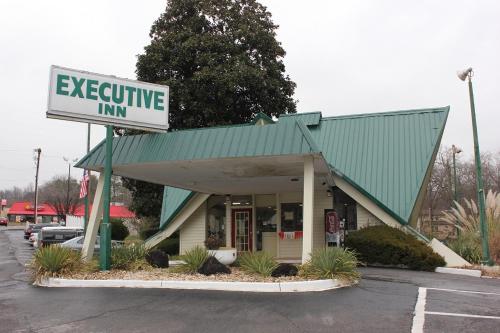 Executive Inn of Knoxville - photo 13