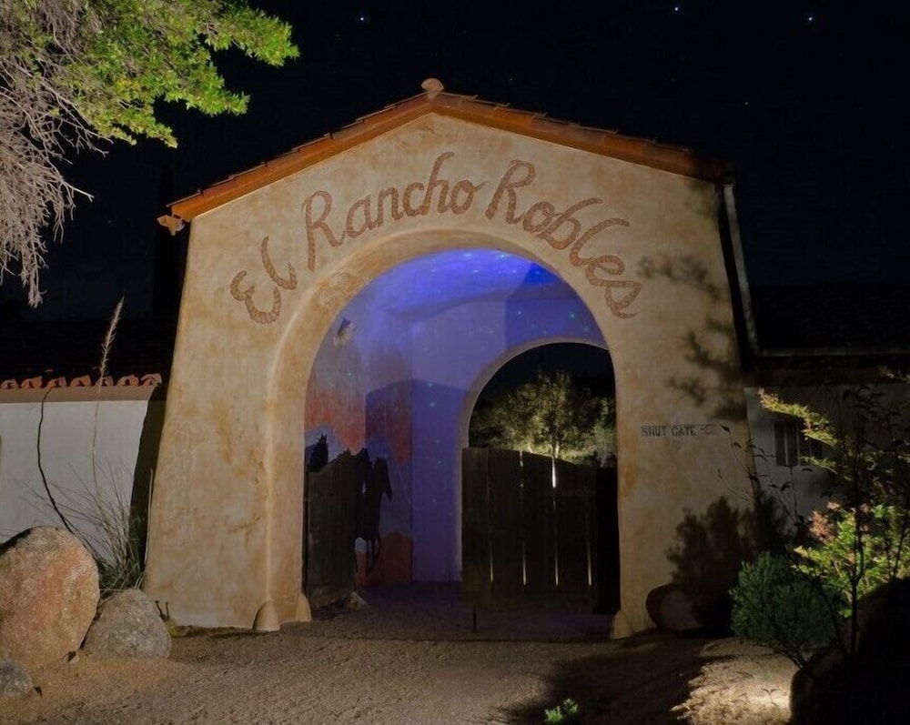El Rancho Robles - photo 130