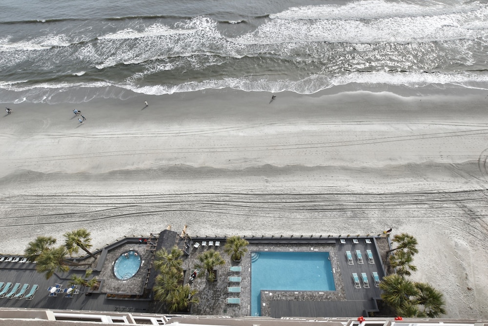 1410 Waters Edge Resort 1 Bedroom Condo by RedAwning - photo 47