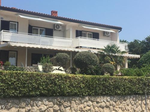 Apartmani Nada — 4-Star Luxury Hotel in Krk, Croatia
