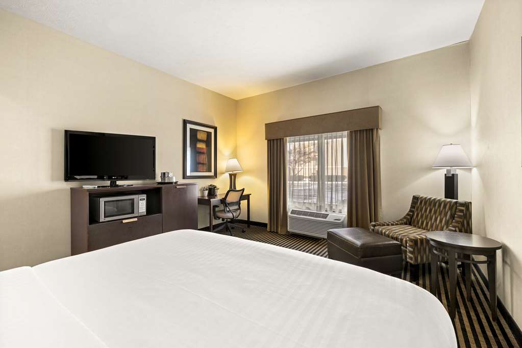 Sonesta Essential Indianapolis Airport - photo 13