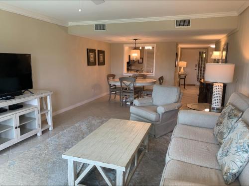 444 Plantation Club Villas at The Sea Pines Resort - photo 22
