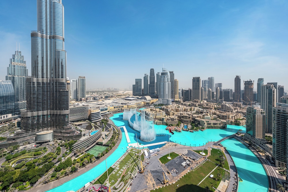 Stunning Burj Khalifa & Fountain Views — 4-Star Luxury Hotel in Dubai, United Arab Emirates