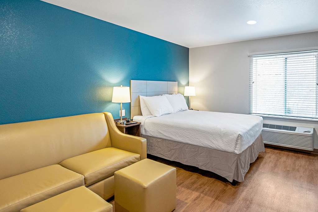 WoodSpring Suites Reno Sparks - photo 13