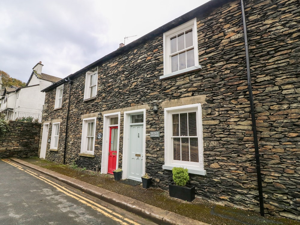 Nutkin Cottage — 4-Star Luxury Hotel in Windermere, United Kingdom
