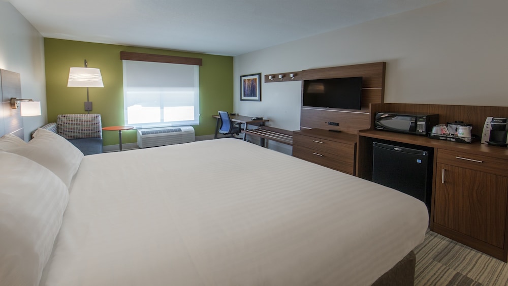Holiday Inn Express Gatlinburg Downtown by IHG - photo 21