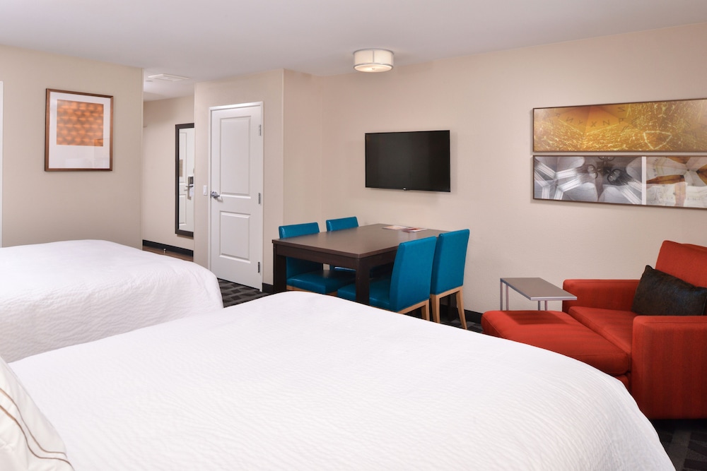 TownePlace Suites by Marriott Ontario Chino Hills - photo 9
