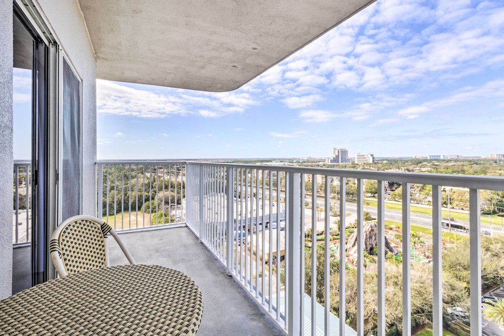 Family Resort Condo with 2 Pools 1 Mi to Disney - photo 20