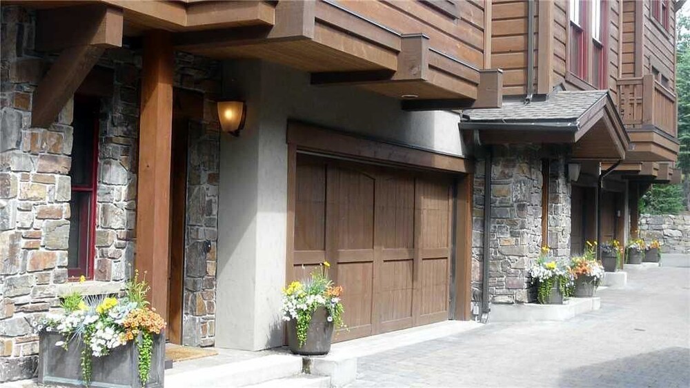 Skiview Townhome 1B — 4-Star Luxury Hotel in Ketchum, United States