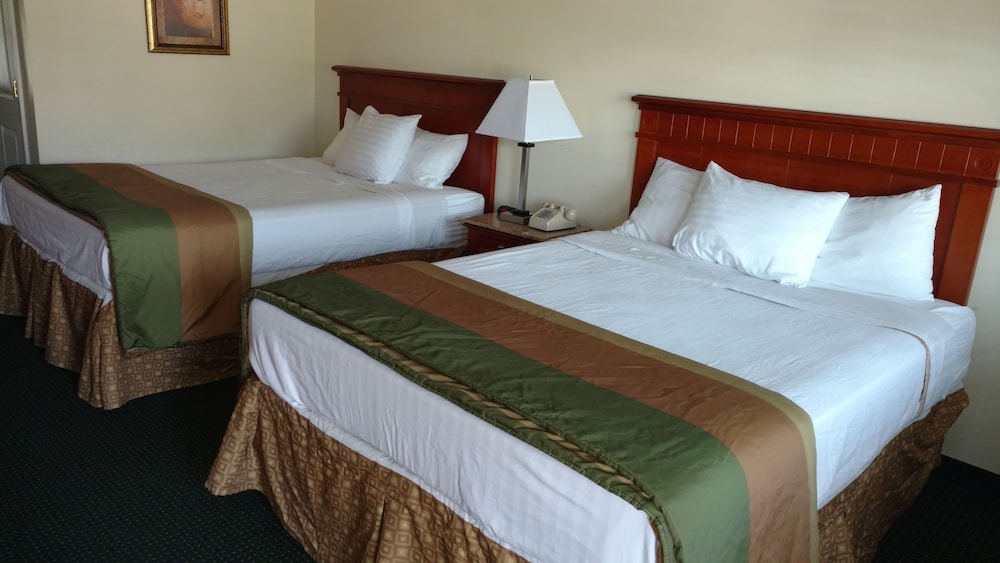 Hurricane Inn - photo 7