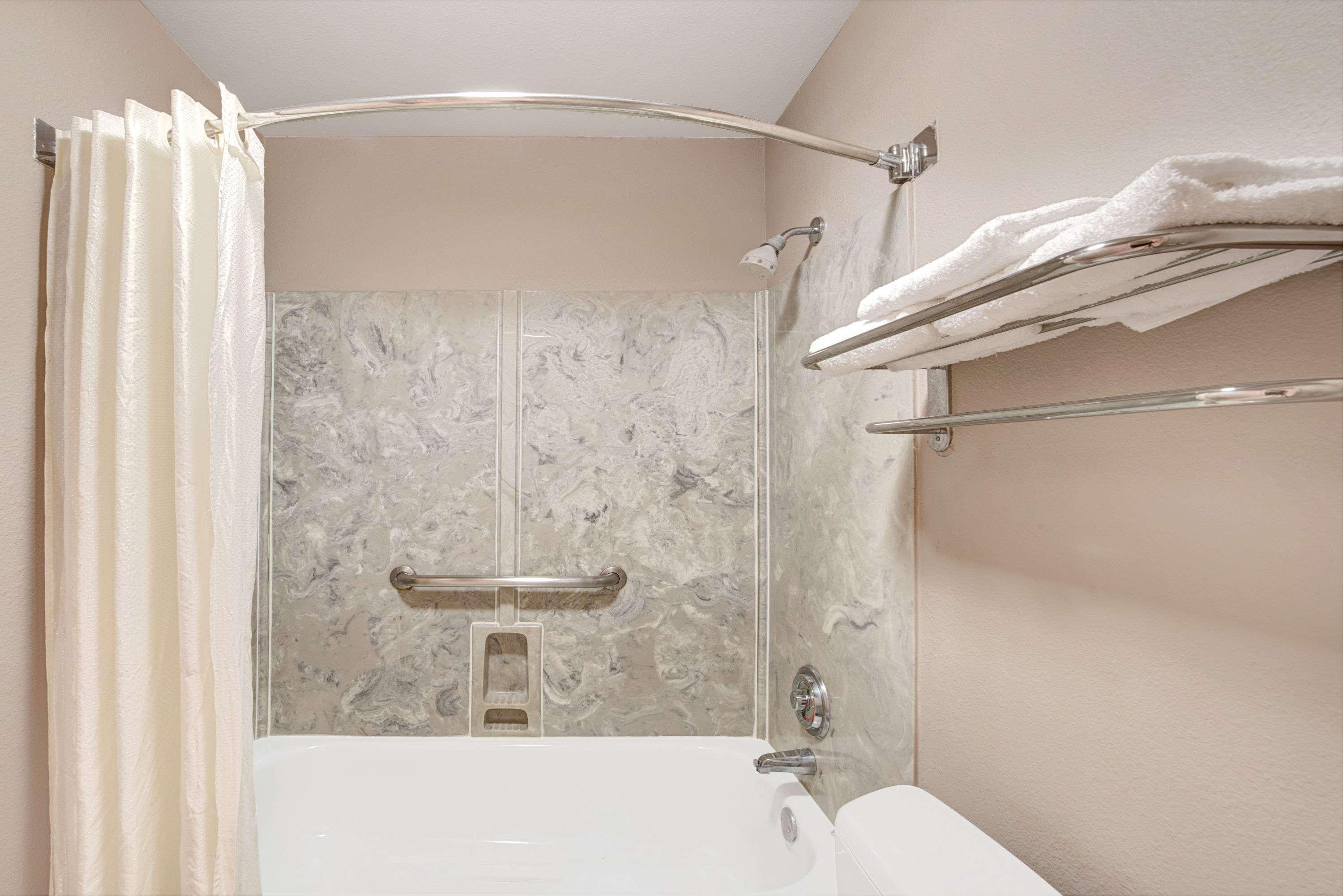 Super 8 by Wyndham Richardson Dallas - photo 20