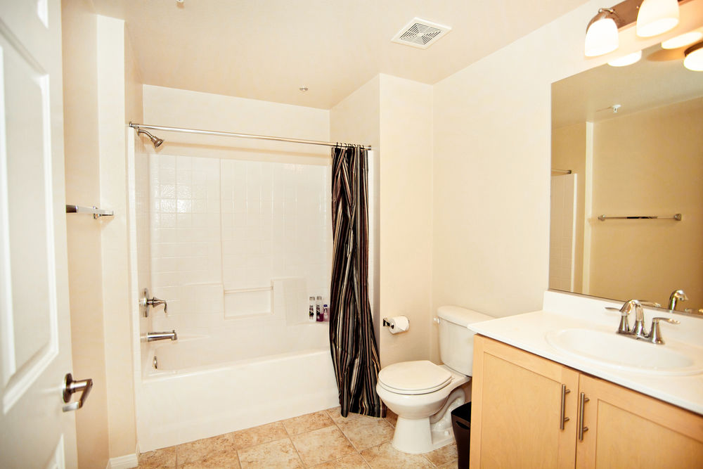 Hollywood Boulevard Extended Stay - photo 17