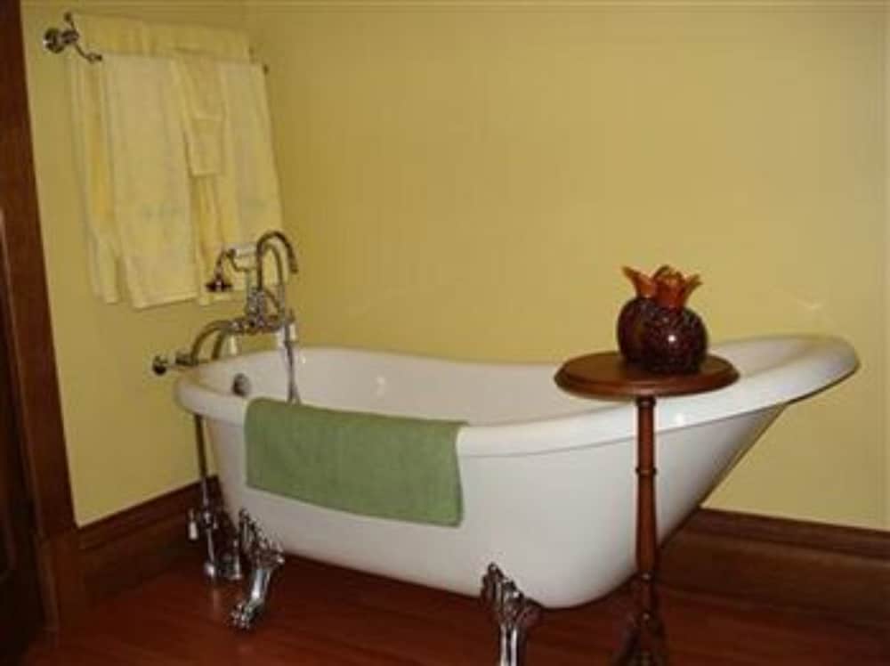 The Orchard Bed And Breakfast - photo 21