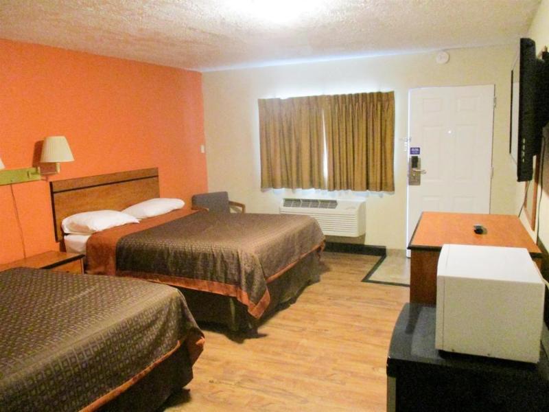 Rodeo Lodge - featured photo