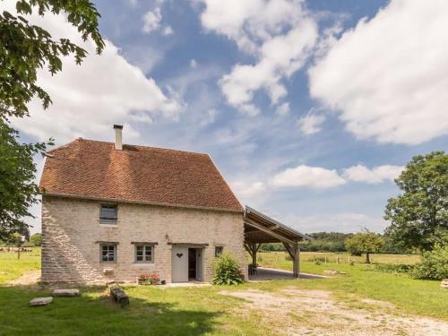 Gîte au cœur de la Vallée jardin privé capacité 6 pers. FR 1 583 411 — hotel in Saint-Sulpice-La-Pointe