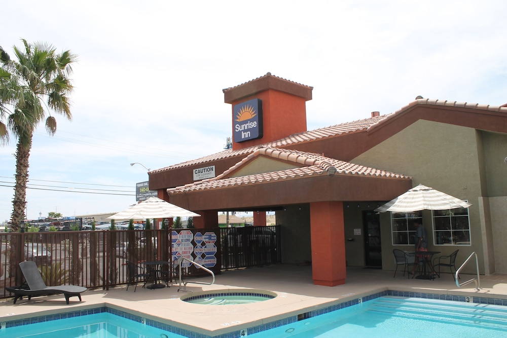 Sunrise Inn Hotel - photo 55