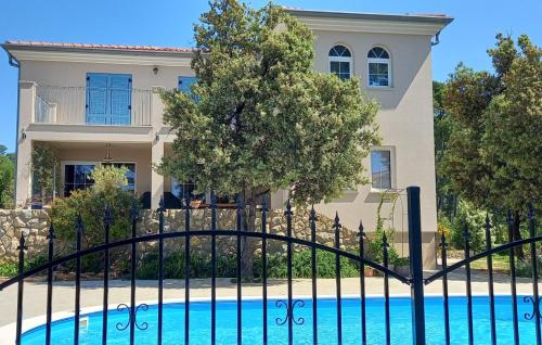 Villa Angela Island of Rab by Villas Guide — 4-Star Luxury Hotel in Banjol, Croatia
