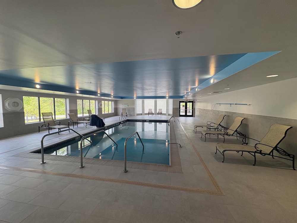 Hampton Inn Bennington - photo 30